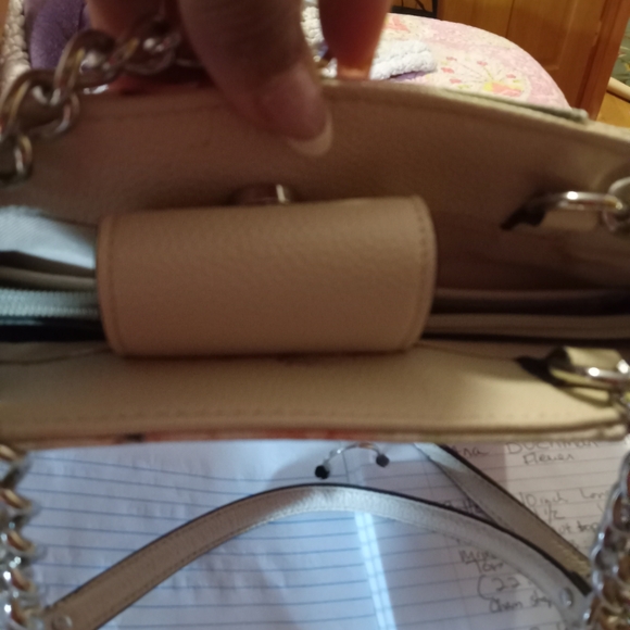 Dana Buchman Purse⁸ - Picture 6 of 8